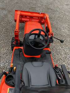 Comme nouveau tracteur compact Kubota BX25D 4WD avec chargeuse et pelleteuse moteur diesel machines agricoles à vendre dans le monde entier - Product Image 2