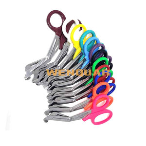 Ciseaux de traumatologie en acier inoxydable Ciseaux de premiers soins de 7.5 pouces noirs pour les instruments médicaux d'urgence des ambulanciers - Product Image 4