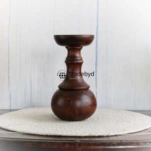 Elegante Candelabro de Madera Premium Hecho a Mano para Decoración del Hogar, Tamaños y Formas Personalizables, Tradebyd - Product Image 1