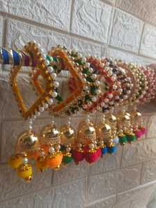 Bracelets ethniques Kaleera pour mariée, bracelets multicolores assortis pour les faveurs de mariage indien, Mehndi Haldi, Sangeet Rakhi et cadeaux - Product Image 2