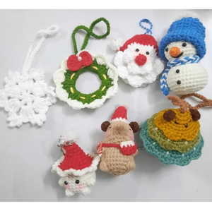 Adornos de muñeco de nieve de lana de ganchillo hechos a mano de Vietnam | Adornos navideños de hilo de punto para decoración de vacaciones de invierno - Product Image 2