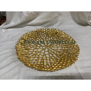 Plateaux et bol de fruits en laiton plaqué or en métal au design unique de feuille pour le mariage et les événements Article à prix de grossiste - Product Image 3