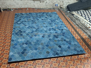 เทรนด์ใหม่จริงทําด้วยมือพรมหนังแท้และพรมหนัง Cowhide ขายร้อนเย็บปะติดปะต่อกันพรมสําหรับห้องนั่งเล่นพื้นที่ขนาดใหญ่ - Product Image 4