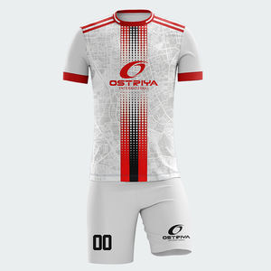 Produit tendance principal Vêtements de sport Uniforme de football à vendre Uniforme de football de conception de sublimation personnalisée en vrac - Product Image 4
