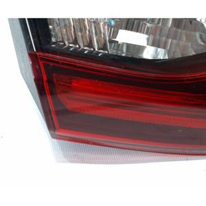 FEU STOP ARRIÈRE GAUCHE INTEGRÉ À LA PORTE RENAULT Talisman Saloon 265552154R (15>) - Product Image 6