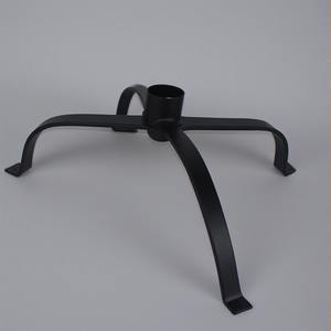 ขาตั้งต้นไม้โลหะโทนสีทองแบบพรีเมี่ยมพร้อมค้อนเสร็จสิ้นความแข็งแรงของช่างฝีมือทำด้วยมือที่ออกแบบมาเพื่อการตกแต่ง - Product Image 3