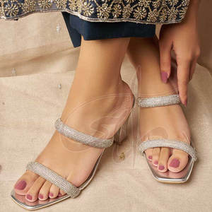 Sandalias de Tacón de Cuero Genuino Antideslizantes de Diseño Personalizable, Fabricadas en Pakistán, Estilo Único, Alta Calidad, en Existencia - Product Image 4
