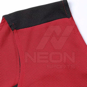 Tenue de basket-ball pour jeunes la plus populaire, ensemble respirant 100 % polyester, uniforme d'équipe pour match - Product Image 5