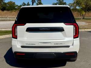 Yukon Denali Ultimate 2024-2025, Limpio, Confiable, Precio Justo, 4x4, Motor Turbo V8 de 6.2L, Transmisión Automática de 10 Velocidades, Asientos de Cuero, Neumáticos R17, Disponible - Product Image 4