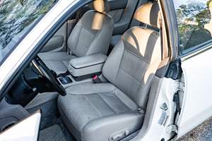 Mazda 929 de 1995 d'occasion en bon état, sans réserve, moteur V6, modèle de fin d'ère, 1 propriétaire jusqu'en 2025 - Product Image 5