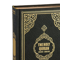 Libros del Sagrado Corán islámico impresos personalizados en color sólido Venta caliente Sagrado Corán personalizado con traducción al inglés