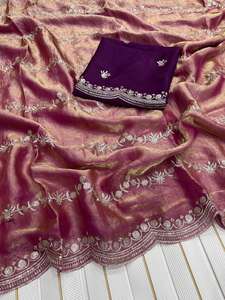 Sari Indio Tradicional de Última Moda para Mujer, en Seda Espacial, con Bordado con Hilo y Trabajo Zari en el Pallu, Disponible en Stock - Product Image 6