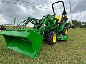 Tracteur utilitaire John Deere 2025R avec chargeur arrière 8HP, type roues, pour usage agricole, occasion, moteur et roulements inclus, modèle 2024 - Product Image 5