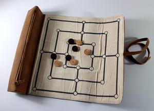 Jeu d'intérieur allemand populaire pour 2 personnes, côté gauche, une poche en cuir véritable soigneusement cousue - Product Image 6