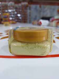 Poudre de Kumkum traditionnelle faite à la main pour les rituels quotidiens Célébrations du festival Offrandes spirituelles avec parfum d'Inde - Product Image 6