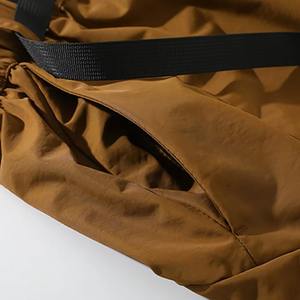 Pantalones cortos de estilo informal de carga personalizados 2025 Mejor precio disponible en todos los colores con bolsillos laterales pantalones cortos para hombres - Product Image 2