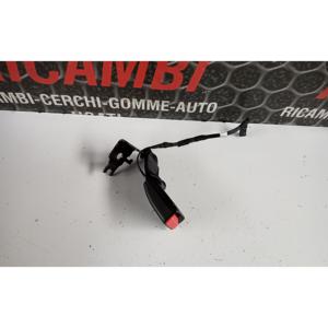 Crochet de ceinture de sécurité arrière PEUGEOT 208 Série (19>) 98295465XT - Product Image 3