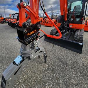 Nueva miniexcavadora de 4 toneladas, motor Kubota, miniexcavadora sobre orugas, maquinaria de movimiento de tierras, excavadora pequeña con cabina a la venta - Product Image 5