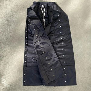 2025 nouveauté Streetwear bouton personnalisé pantalon en Nylon décontracté Long Cargo pantalon entraînement pour hommes pantalon OEM entretenu - Product Image 1