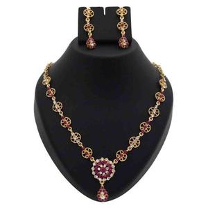 Kriaa Conjunto de collar de diseño floral con piedra austriaca Rosa 1100342-Joyería de moda elegante - Product Image 1