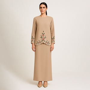 Abaya Modeste pour Femme Broderie Malaisienne, Vente Directe Usine, Respirante, Grande Taille, Confortable, en Polyester, Antistatique, Légère, Longueur au Sol - Product Image 2