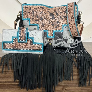 ชุดกระเป๋าสตางค์หนังวัวประดับเครื่องมือขนาดใหญ่สำหรับผู้หญิงชุดจับคู่2ชิ้น - Product Image 1