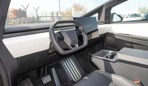 Tesla Cybertruck Serie FOUNDATION, Volante a la Izquierda, 300-400 CV, 400-500 Nm - Product Image 3