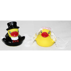Sr. y Sra. Juego de 2 Tazas para Pareja de Novios con Patitos de Goma, Set de Regalo de Boda - Product Image 5