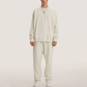 Conjuntos Deportivos Personalizados con Logotipo para Hombre, Trajes de Felpa, Conjuntos Deportivos Lisos, Pantalones Deportivos Unisex y Conjuntos de Cuello Redondo - Product Image 2