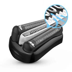 Afeitadora Eléctrica Húmeda y Seca para Hombre con Triple Cuchilla, Estuche de Viaje, Base de Carga, Impermeable IPX7, Recambio de Cuchillas y Recortadora - Product Image 6