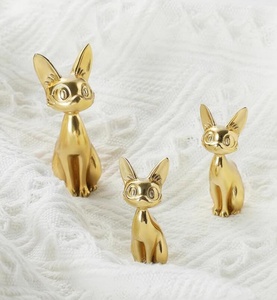 Perilla de puerta de Metal hecha a mano con diseño de gato sentado para suministros de Hardware Exterior Interior SUMINISTRO DE Hardware rústico de latón de alta calidad - Product Image 2