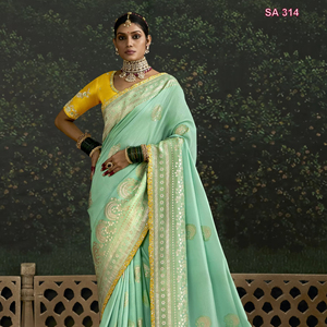 Ropa de boda de seda suave, Sari de seda suave de diseñador indio con un hermoso diseño de trabajo, Sari de boda y fiesta de estilo pakistaní - Product Image 1