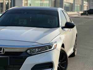 2022 Otros 4.5L Usado FWD Interior de Cuero Gasolina Volante a la Izquierda Modelo Aspire Emisión Euro IV Automático - Product Image 2