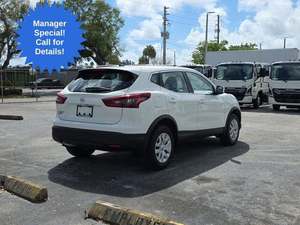 Nissan Rogue Sport S FWD 2020 - Product Image 3