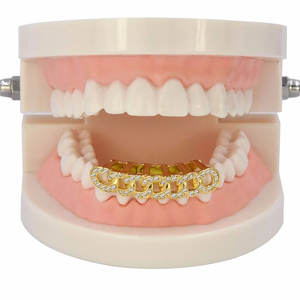 Grillz Cuban Link plaqué or avec zircone cubique, accessoire de joaillerie fine - Product Image 6