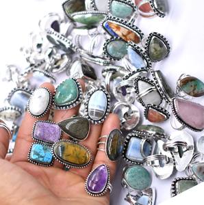 Venta al por mayor Lote de anillos de piedras preciosas mixtas Ajustable Vintage 925 Chapado en plata esterlina Joyería hecha a mano Tamaños Mix para niños - Product Image 3