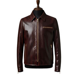 Chaqueta de Cuero Vacuno Repujado de Primera Calidad, Logotipo Frontal, Construcción Duradera, Textura Refinada, Chaqueta de Invierno Ligera y Ecológica para Hombre - Product Image 1