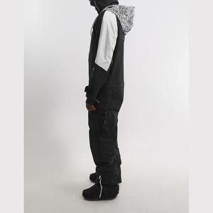 Combinaison d'hiver Glacier Guard imperméable et chaude, tenue de ski personnalisée - Product Image 3