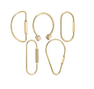 Anneau porte-clés ovale en métal doré robuste avec clip à ressort pour clés et accessoires de sac - Product Image 1