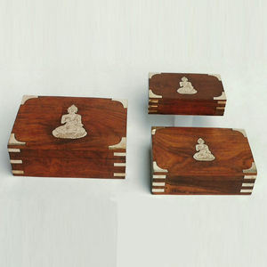 Boîte en bois de qualité supérieure sculptée à la main pour la décoration intérieure boîte de rangement moderne en bois de manguier étui sculpté en bois brillant en gros - Product Image 6