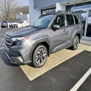 Subaru Forester Premium AWD 2025, Tracción en las Cuatro Ruedas, Motor de Gasolina H-4 de 2.5L, SUV/Crossover Automático - Product Image 1