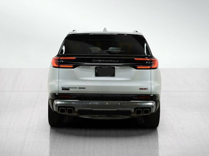 Muy limpio 2025 G M C A d i a All-New 3-Row SUV | Lujo de tamaño mediano | Tecnología avanzada | Export Ready - Product Image 5