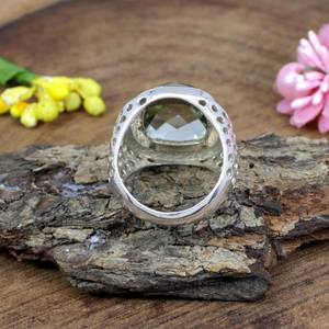 แหวนเงินสเตอร์ลิง92.5พร้อมพลอยอเมทิสต์สีเขียวตัดขอบรูปดอกไม้และตัวเลขสำหรับงานแต่งงาน - Product Image 3