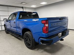 Chevrolet Silverado 2023 Custom Crew Cab 4WD 1500 d'occasion - Product Image 5