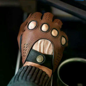 Gants de conduite en cuir de mouton souple haute performance mode élégante avec conception personnalisée - Product Image 2