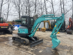 Mini-excavatrice SK35SR de 3,5 tonnes, excavatrice hydraulique sur chenilles, machine compacte pour l'agriculture et la construction - Product Image 2