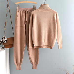 Ensembles de vêtements pour femmes en pur coton du Pakistan, offrant un style confortable et un savoir-faire traditionnel pakistanais - Product Image 6