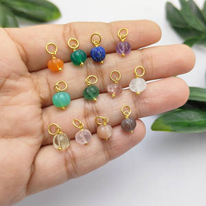 Pendentif à breloque en perles sculptées Carnelain Pumpkin Gemstone - Product Image 4