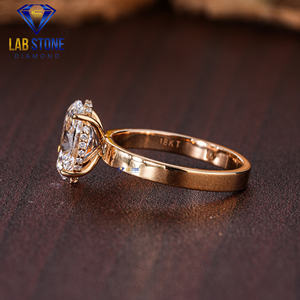 Lab-Stone 2,60 TDW Anillo de oro amarillo con diamante de corte ovalado Solitiare Color de la primavera de - Product Image 3