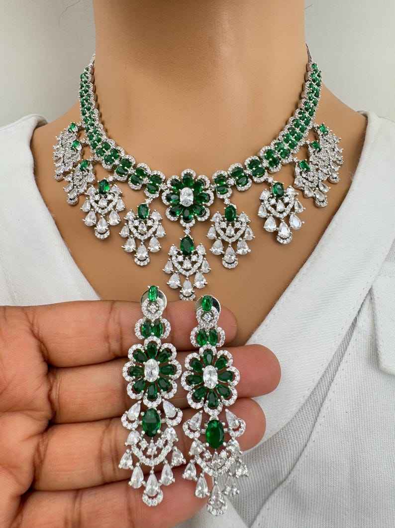 กำหนดเอง